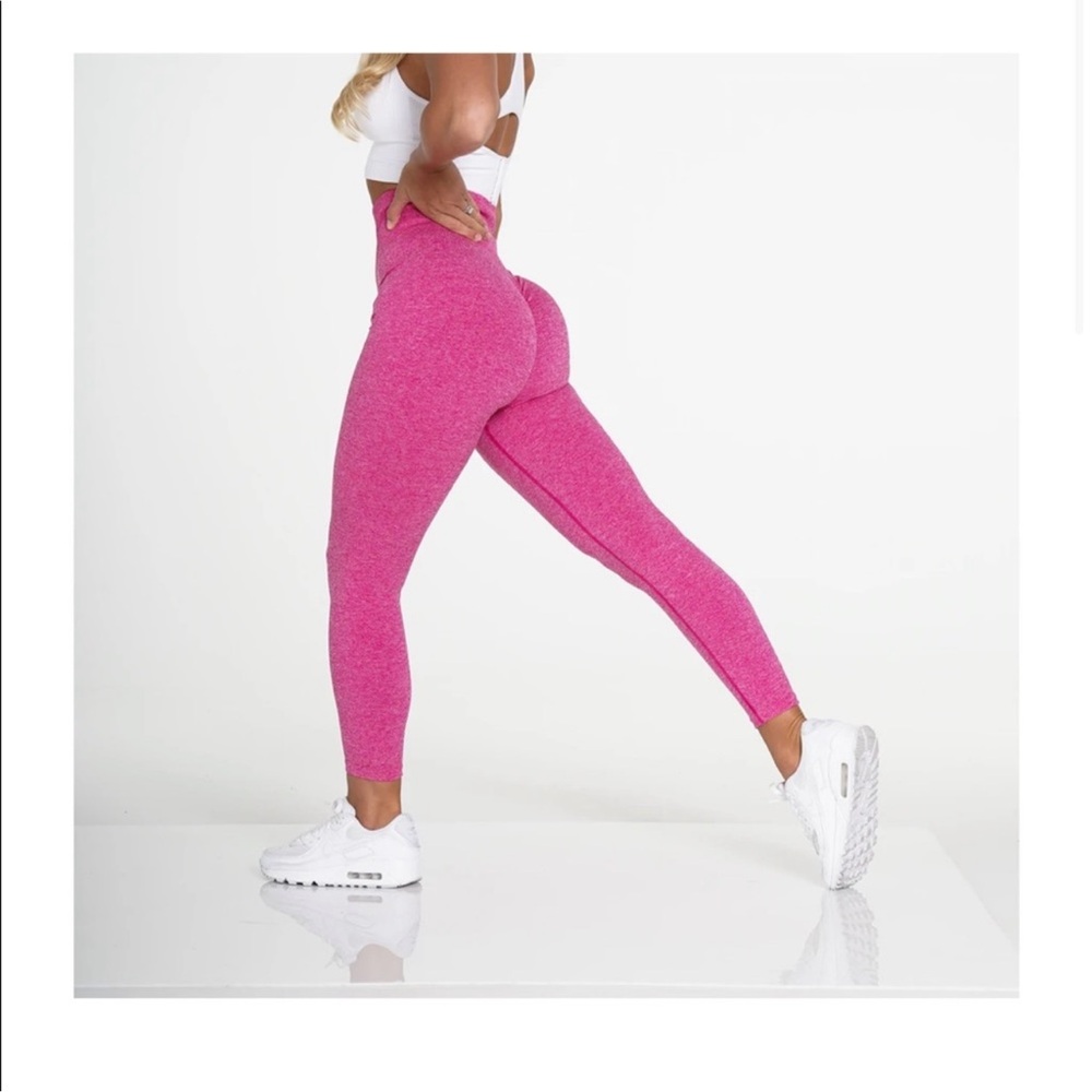 NVGTN Pink Seamless Leggings High-Waisted Performance